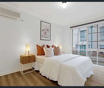 Spacious Four-Bedroom Home in a Prime Box Hill Location - Photo 6