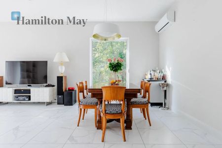 Nowoczesny parterowy dom z basenem w Nadarzynie - Zdjęcie 3