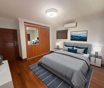 Stylish 3-Bedroom Family Home in Prime Guildford Location!! - Photo 2