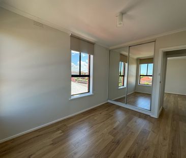 12/13-15 Maribyrnong Road, Ascot Vale VIC 3032 - Photo 1