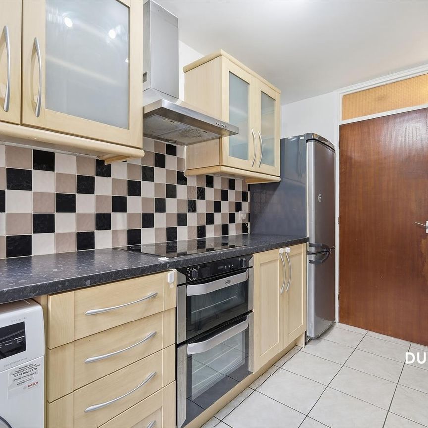 New Wanstead, Wanstead - Photo 1