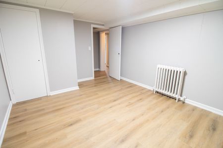 138 Haig St, St. Catharines - 1 Bedroom Lower Unit - Photo 2