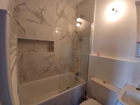 location Appartement T1 DE 27.79m² À TOULOUSE - Photo 4