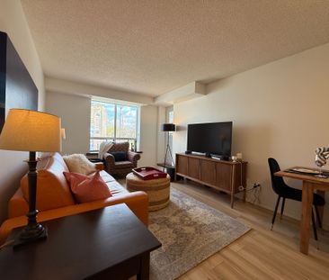 For Lease - 1765 Queen Street Unit# 312, Toronto, Ontario - Photo 2