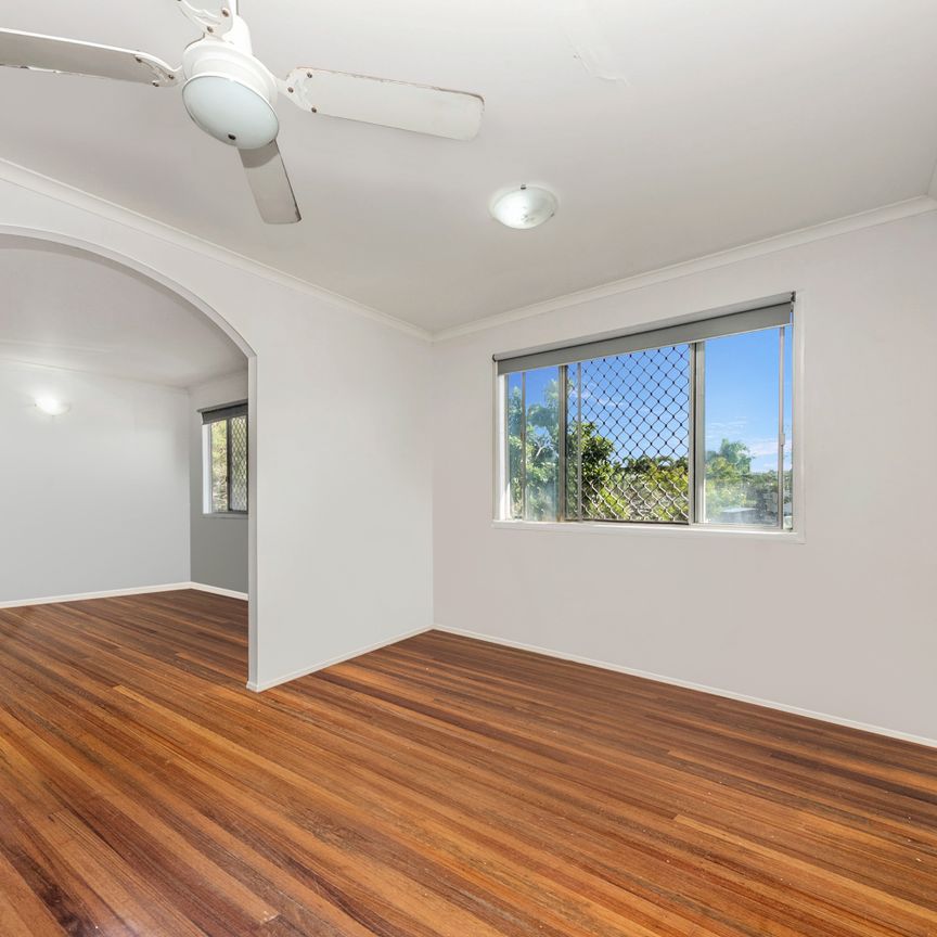 1 Cilento Crescent - Photo 1