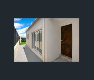 Contemporary Low-Maintenance Granny Flat in Prime Location - Photo 4