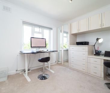 5 bedroom detached house to rent - Photo 4