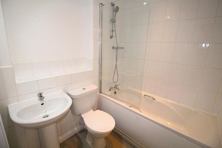 1 bedroom flat to rent - Photo 4