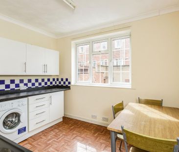2 bedroom flat to rent - Photo 4