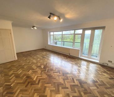 3 bedroom flat to rent - Photo 2