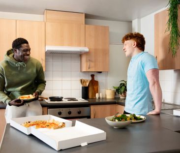 Double Wheelchair Accessible Ensuite - Photo 2