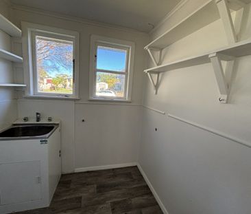 Freshly Renovated Family Home in a Peaceful Location - Photo 3