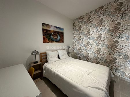 Nîmes Arènes Appartement P2 meublé refait à neuf, - Photo 4