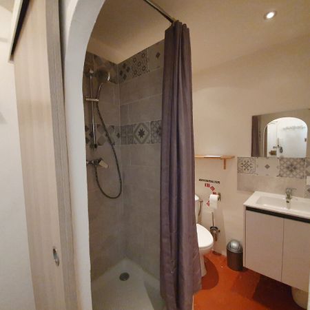 A LOUER - AIX EN PROVENCE - CENTRE VILLE - STUDIO MEUBLE - Photo 4