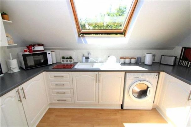 Winchester Road, Southampton, Hampshire, SO16 - Photo 1