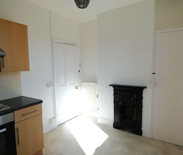 Oaklands Road, Havant - Photo 6