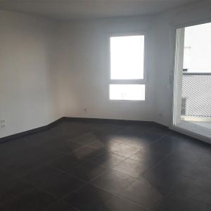 Location appartement 3 pièces - 63m² à Vaulx-en-velin (69120) - Photo 2