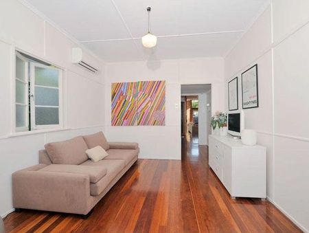 35 Farm Street, Newmarket QLD 4051 - House For Rent | Domain - Photo 4