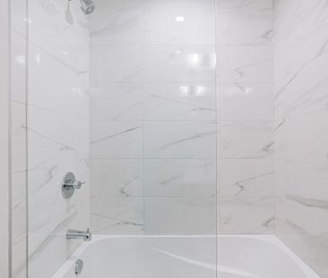 For Lease - 8 Interchange Way, Vaughan, Ontario - Photo 4