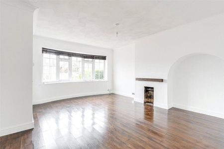 3 bedroom end of terrace house to rent - Photo 2