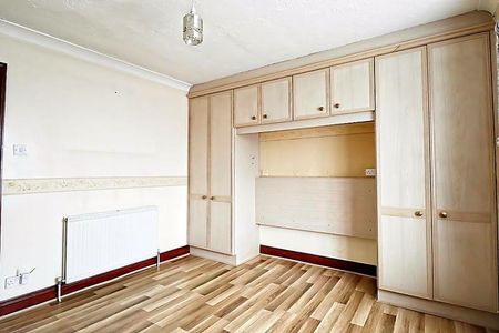 3 bedroom bungalow to rent - Photo 4