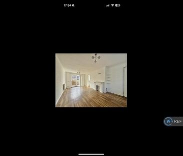 3 bedroom end of terrace house to rent - Photo 1