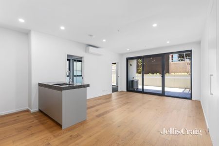 G02/1633-1637 Malvern Road, Glen Iris - Photo 2