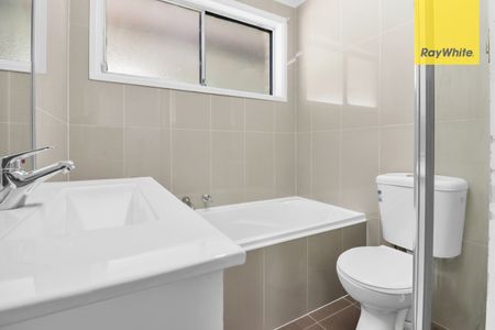 WELL MAINTAINED FAMILY HOME!!! - Photo 5