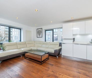 2 bedroom flat to rent - Photo 1