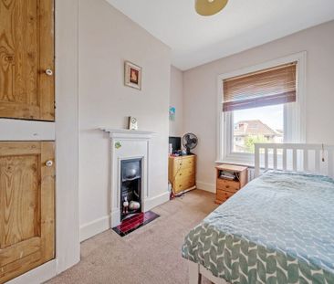 3 Bed Semi-Detached House, Colebrook Avenue, SO15 - Photo 6