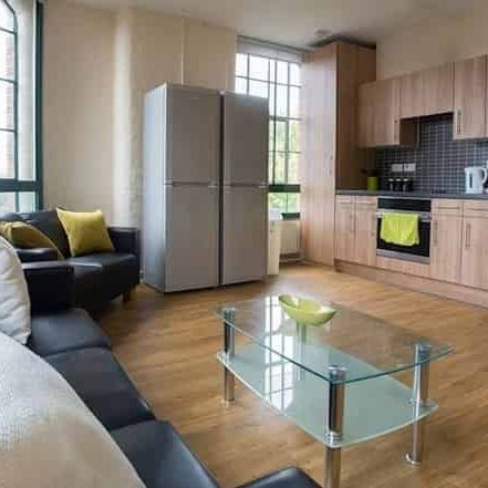 Bronze Room - Photo 1