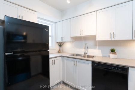 240 Ormond Drive #D9 - Photo 3