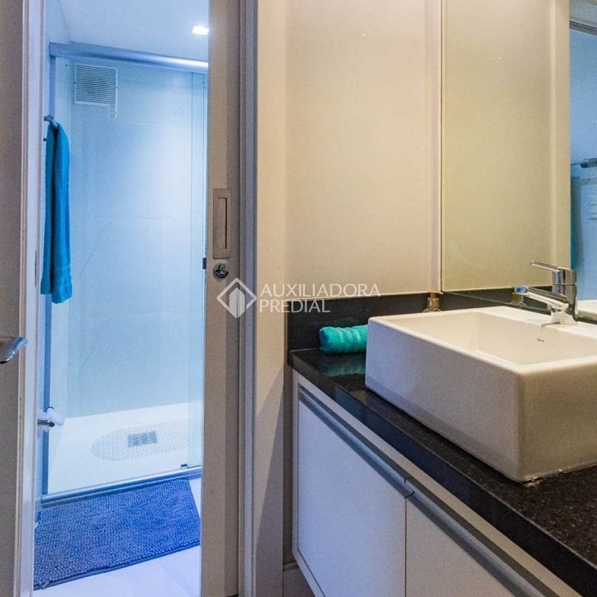 Apartamento com 1 quarto e 60m² para alugar em Três Figueiras, Porto Alegre. - Foto 1