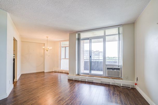 For Lease - 5250 Lakeshore Road Unit# 809, Burlington, Ontario - Photo 1