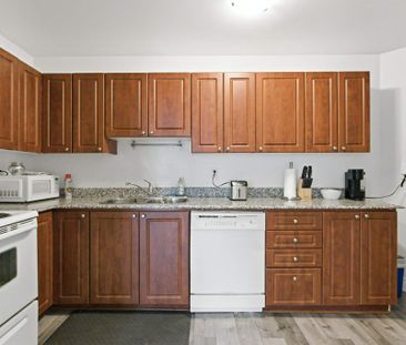 For Lease - 135 James Street Unit# 209, Hamilton, Ontario - Photo 3