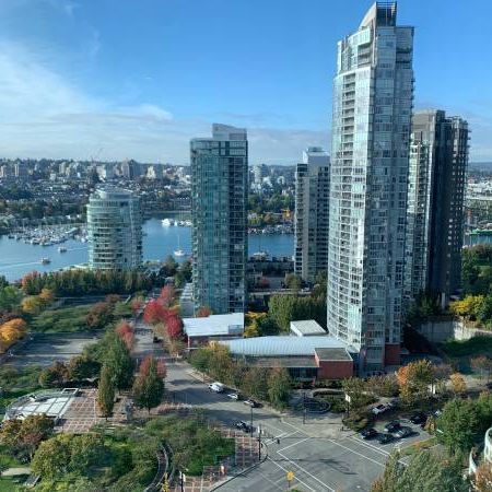 Fully Furnished almost 2000 sqft 3 Bedroom in Yaletown! - Photo 4