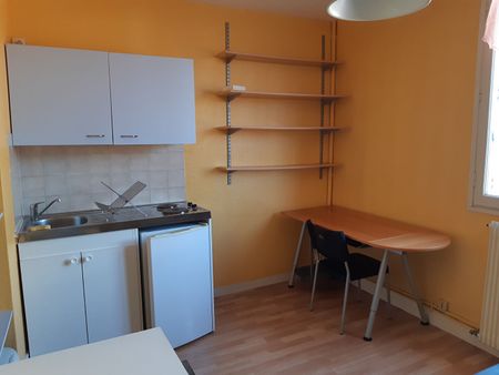 Location Appartement 1 pièce 16m² TOURS 37000 - Photo 4
