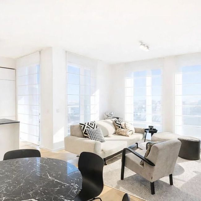 Appartement te huur in Etterbeek voor € 3.335 met 3 slaapkamers - Photo 1