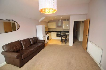 2 Bedroom Flat - Photo 5