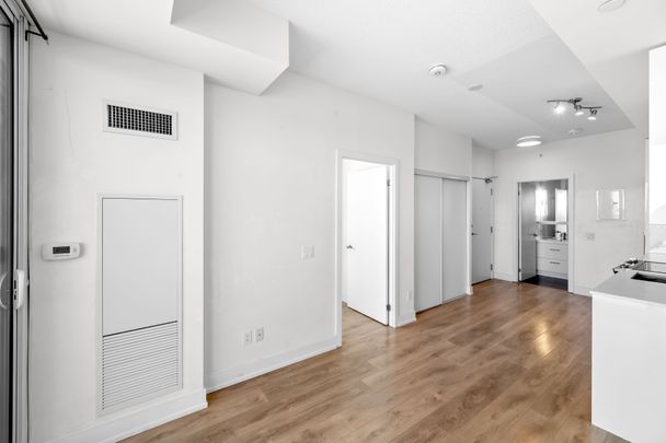 For Lease - 128 Fairview Mall Drive Unit# 1207, Toronto, Ontario - Photo 1