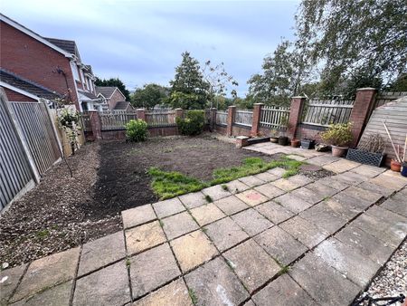 3 Bedroom House To Rent - Photo 2