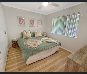 Top Floor Burleigh Retreat with Stunning Views & Unbeatable Location - Photo 5