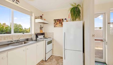 2 Bedroom Standalone - Photo 5