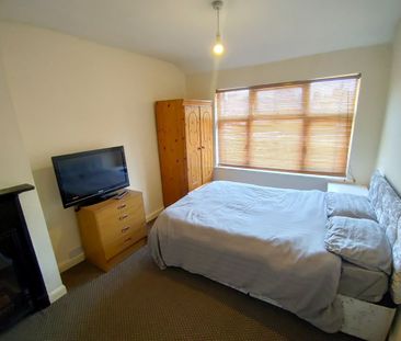 3 Bed Terraced House, Walmer Grove, B23 - Photo 4