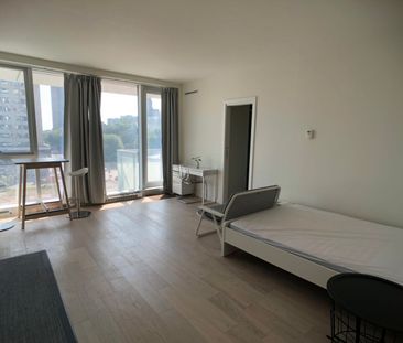 Unit 601: Entire unit - Photo 3
