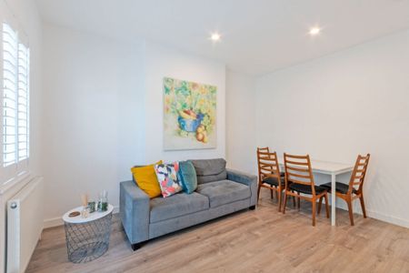 Hendon Way - Photo 3