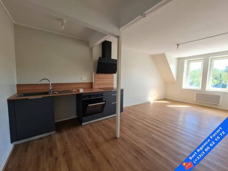 Location Appartement 3 pièces 65m² LAROCHE ST CYDROINE 89400 - Photo 2