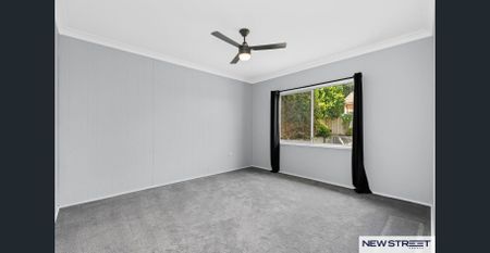 Stunning Home with Panoramic Views - Photo 3