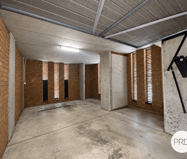 Spacious and Secure 2-Bedroom Unit in Liverpool! - Photo 6