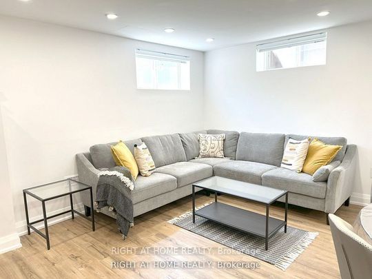 For Lease - 115 Bonny Meadows Drive Unit# Lower L, Aurora, Ontario - Photo 1